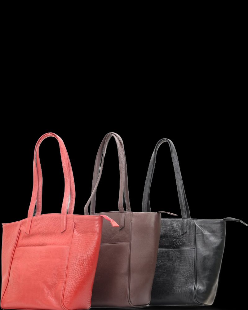 Leather women’s tote, large WB26-9044 in cow printed leather